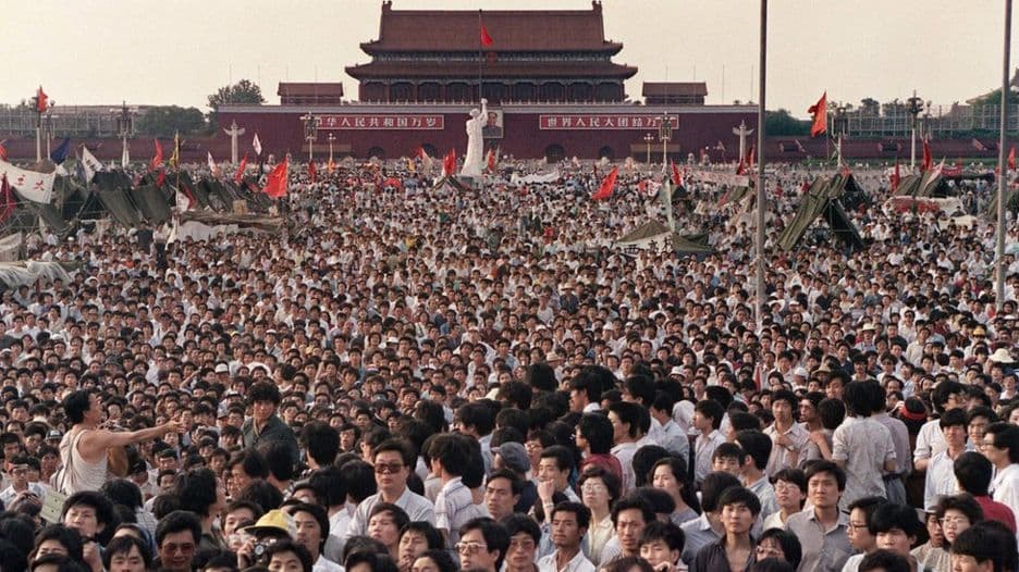 1989 Tiananmen Square Protests meme template - Tiananmen Square