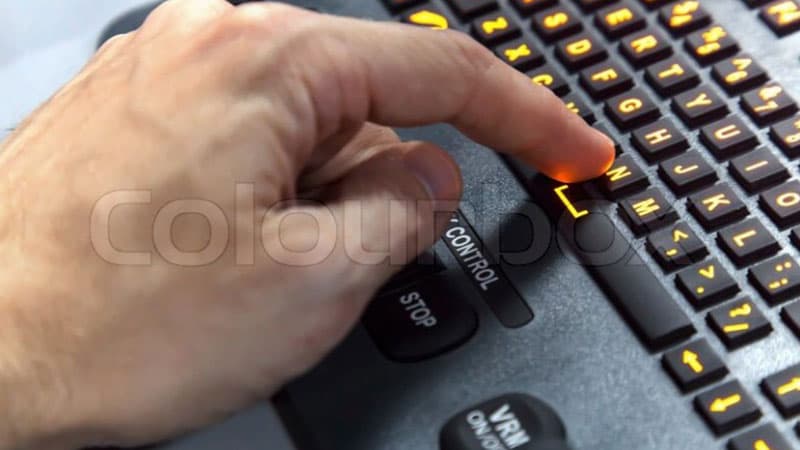 Arguing on the Internet meme template - Arguing on the Internet