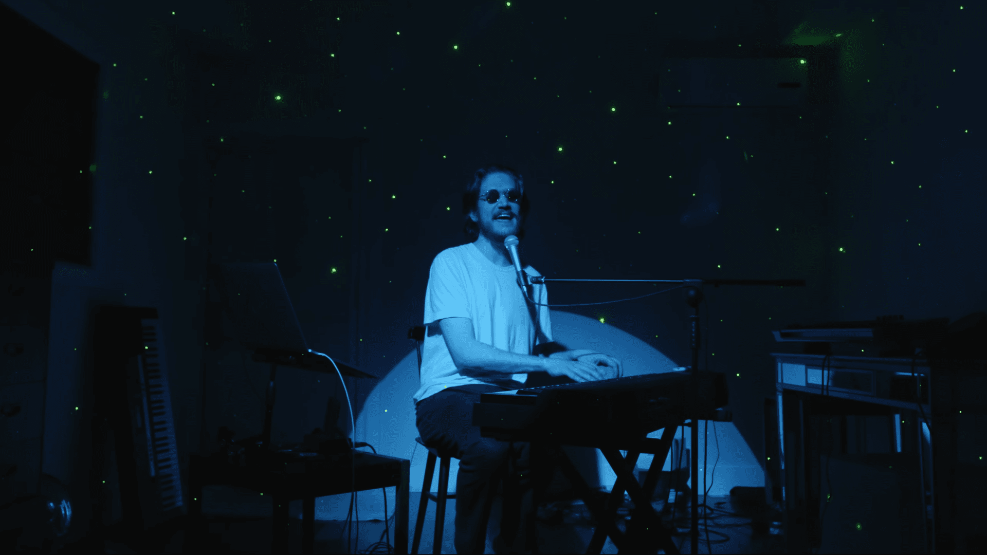 Bo Burnham's "Welcome To The Internet" meme template - Bo Burnham