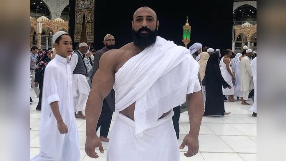 Buff Muslim Guy meme template - Buff Muslim Guy