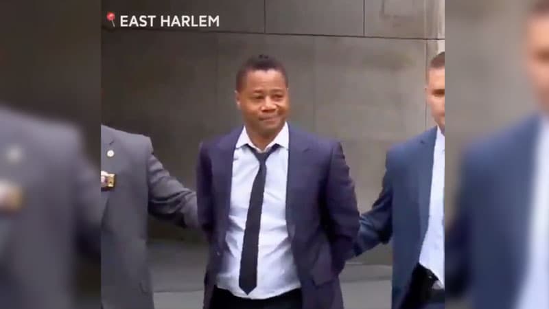 Cuba Gooding Jr.'s Perp Walk meme template - Cuba Gooding Jr