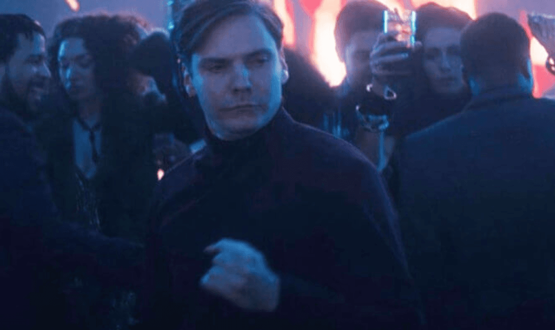 Dancing Zemo meme template - Dancing Zemo