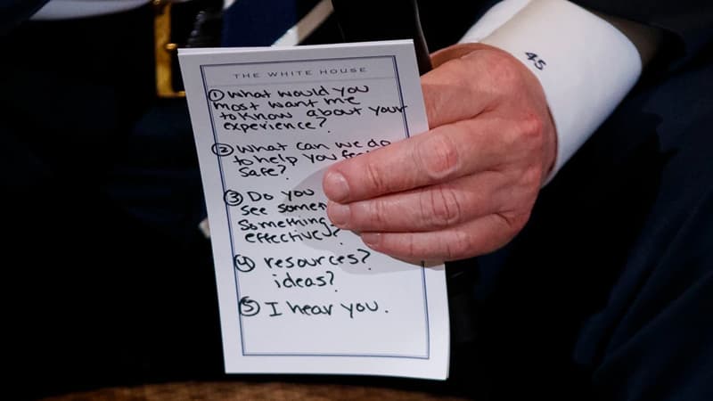 Donald Trump's "I Hear You" Note meme template - Donald Trump I Hear You Note