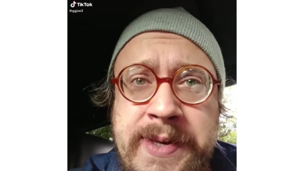 Don't You Feel Silly? Don't You Feel Stupid? meme template - Don't You Feel Silly