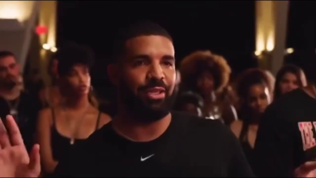 Drake's "Ooo Wow" meme template - Drake Ooo Wow
