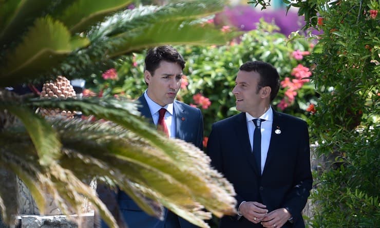 Emmanuel Macron and Justin Trudeau Bromance meme template - Macron Trudeau Bromance
