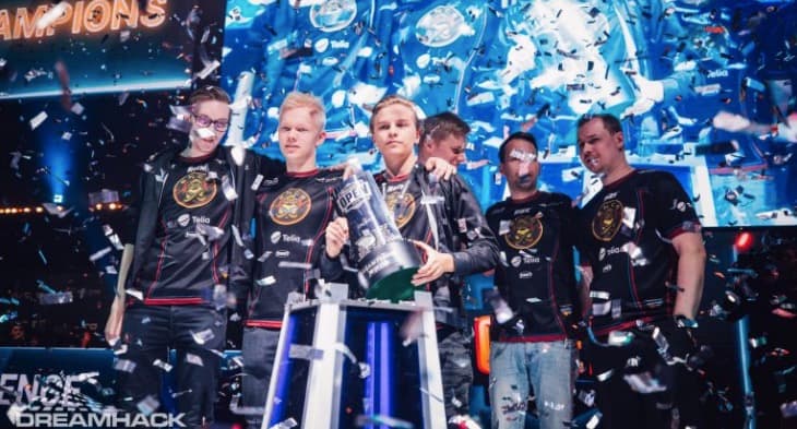 EZ4ENCE meme template - EZ4ENCE