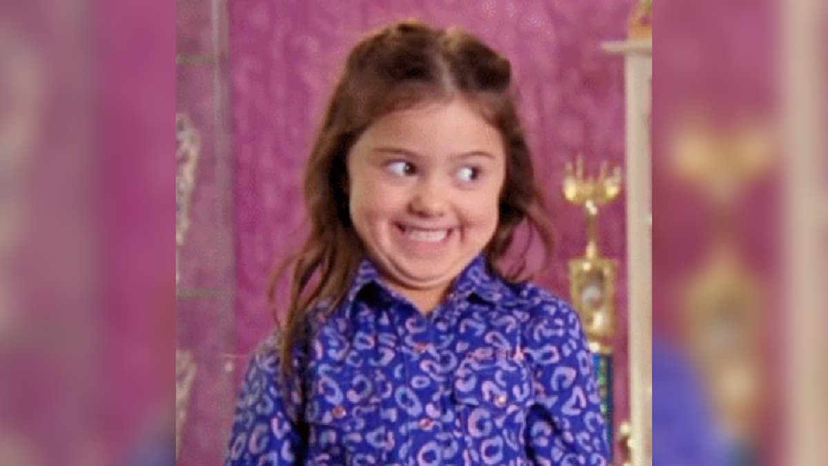 Grinning Girl / Kailia Posey meme template - Grinning Girl