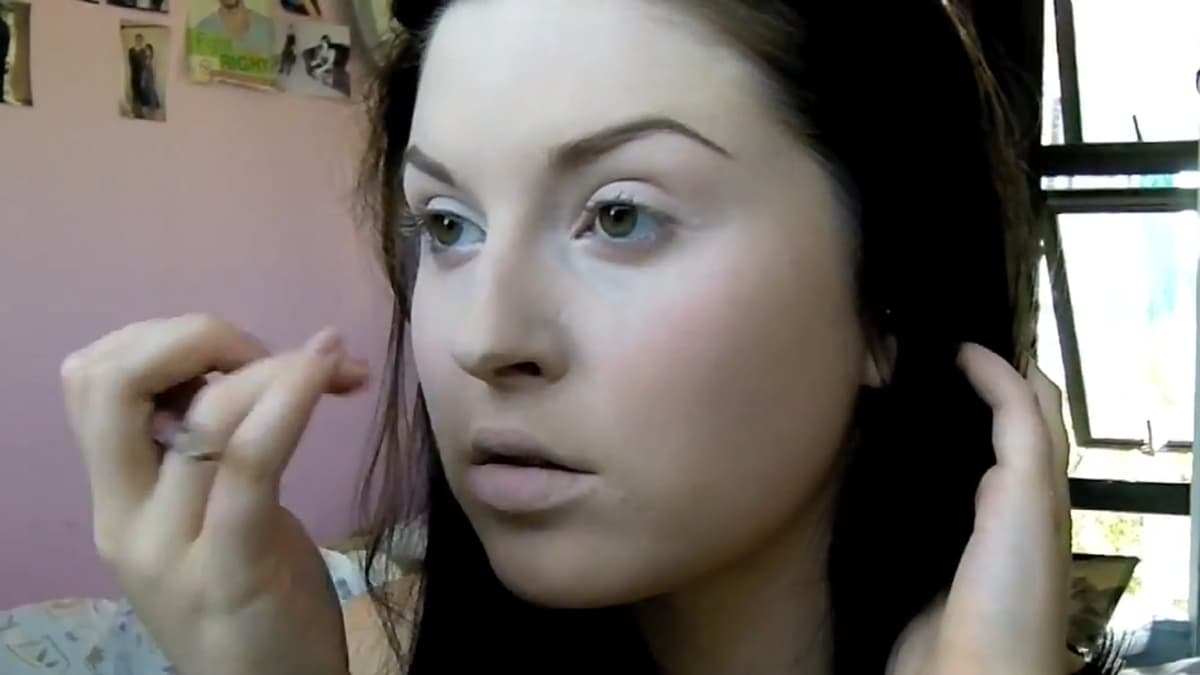 GRWM / Get Ready With Me meme template - GRWM