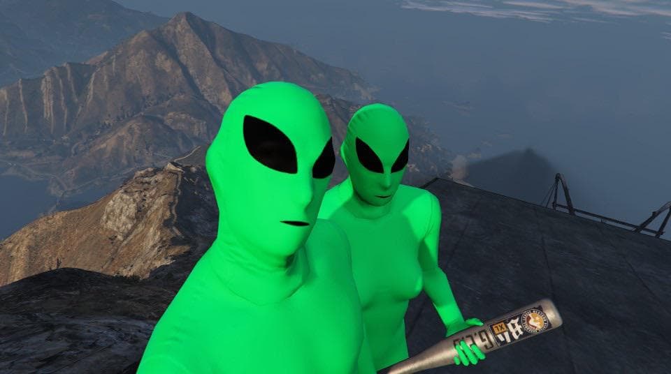 GTA Online Green and Purple Alien Gang War meme template - GTA Online Alien War