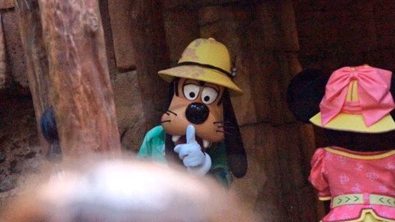 It Be Ya Own Niggas meme template - It Be Ya Own Niggas