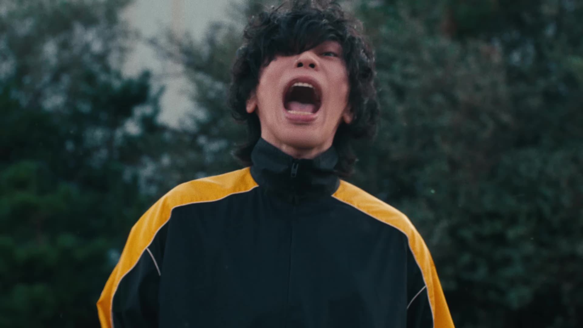 Kenshi Yonezu in A Car Accident meme template - Kenshi Yonezu Car Accident