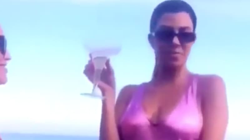 Kourtney Kardashian "I'm So Rich" meme template - Kourtney Kardashian