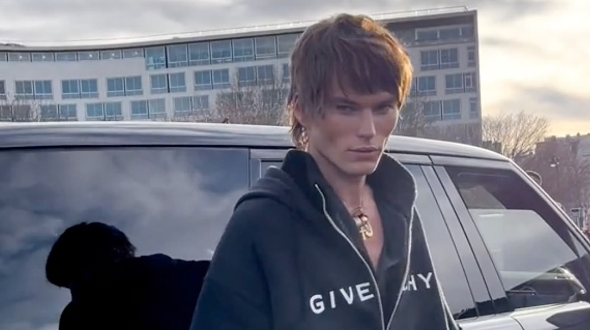 Looksmaxxing meme template - Looksmaxxing