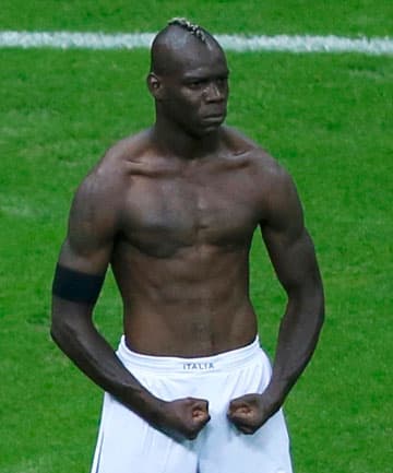 Mario Balotelli's Goal Celebration meme template - Mario Balotelli