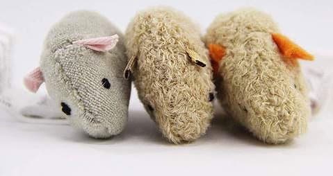 Mouse Figurine In-Laws Story meme template - Mouse Figurine In-Laws