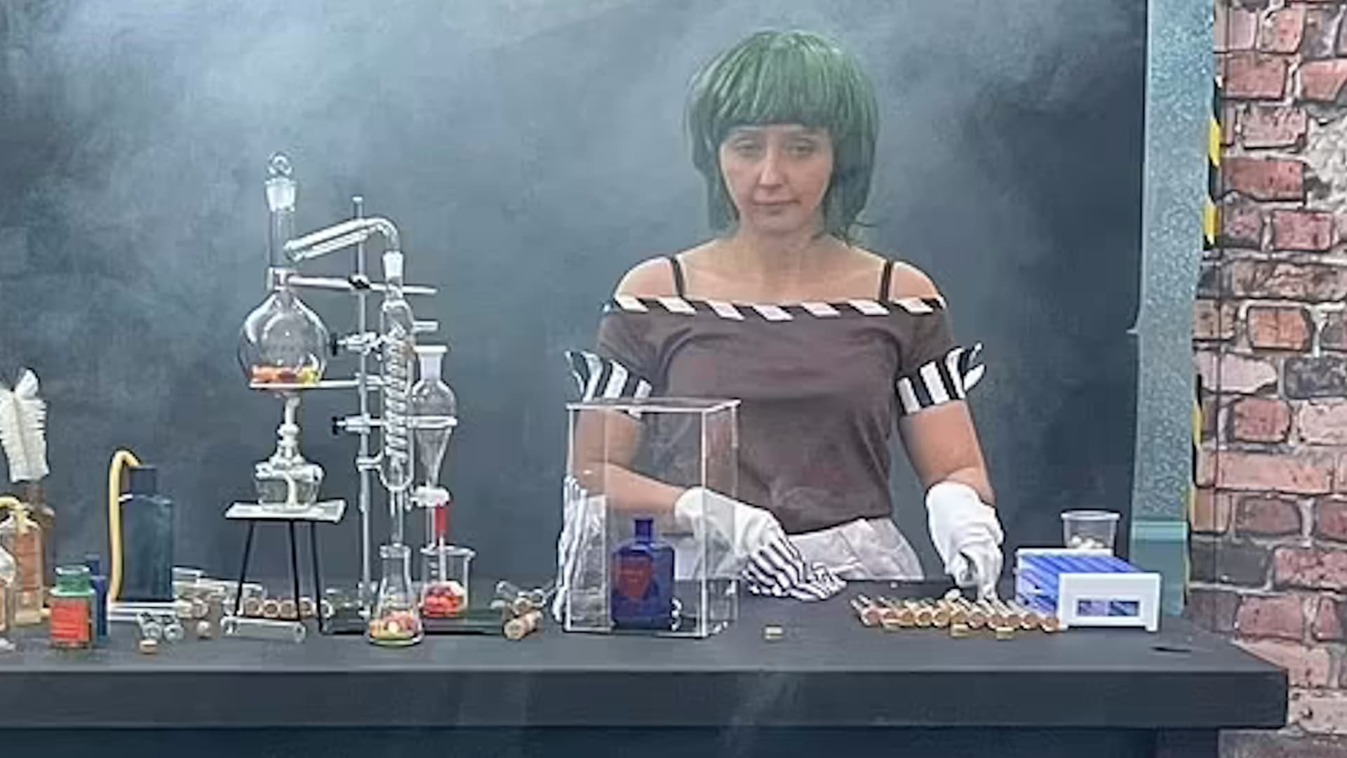 Oompa-Loompa Bartender meme template - Oompa-Loompa Bartender