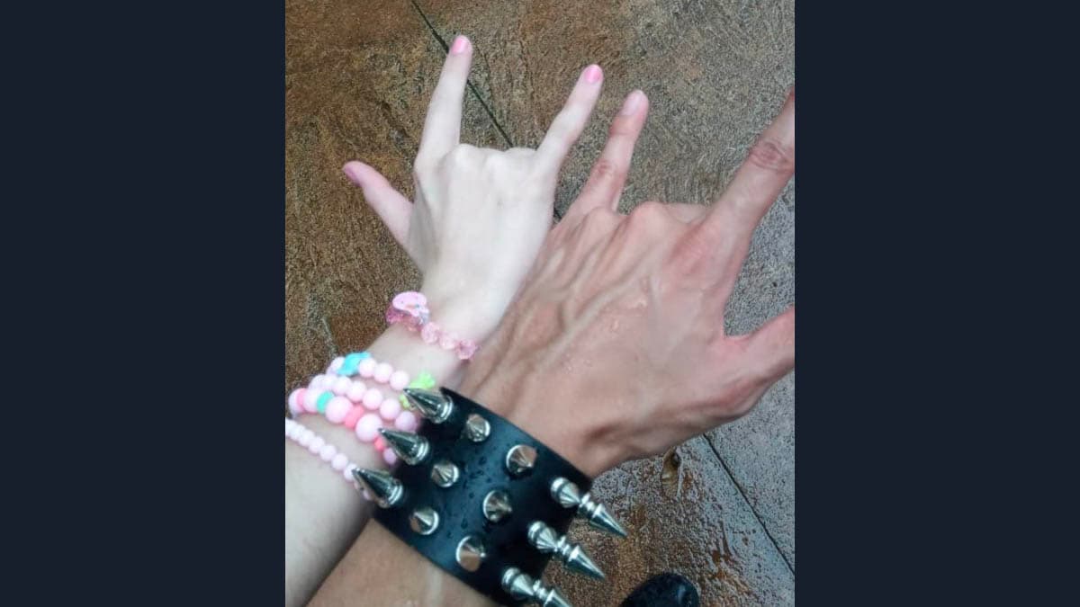 Rocker GF and BF Hands meme template - Rocker GF and BF Hands