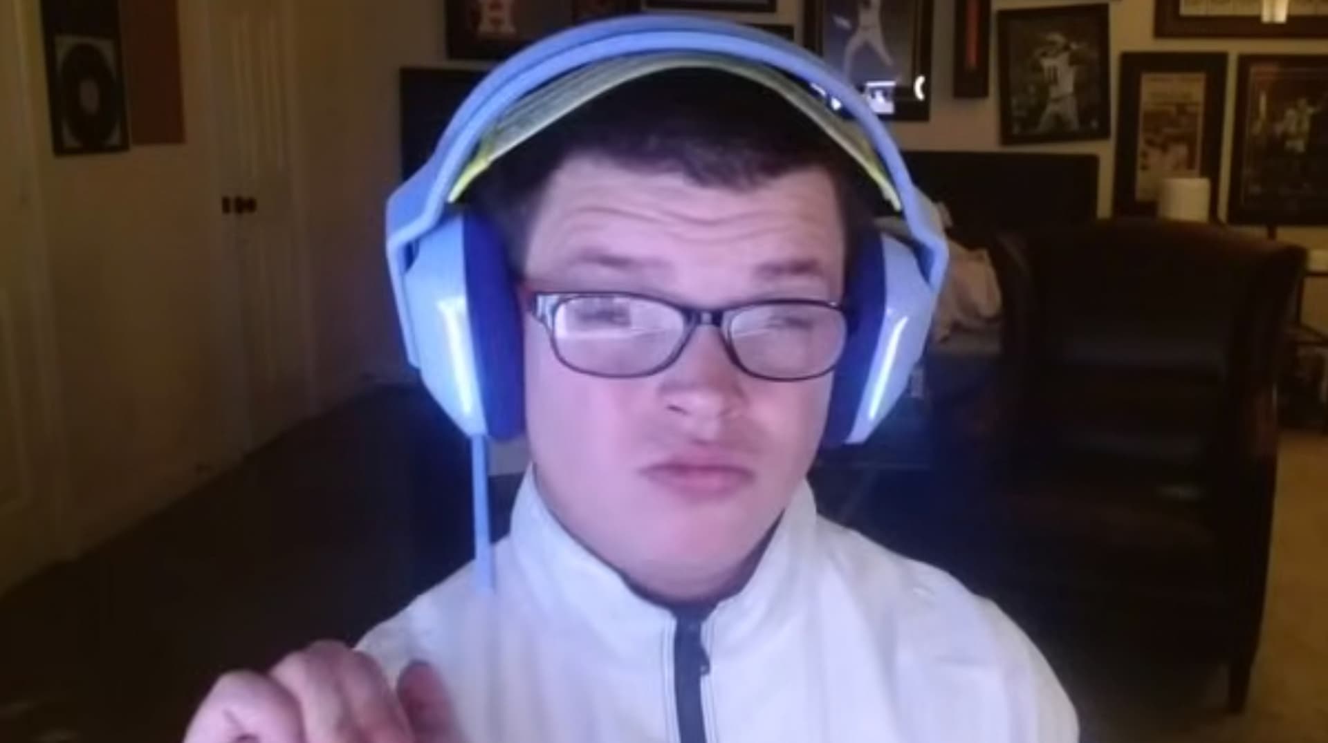 Sketch (Streamer) meme template - Sketch Streamer