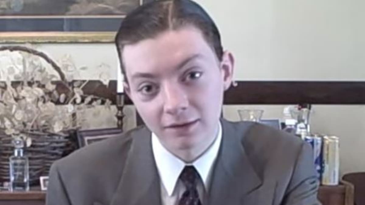 TheReportOfTheWeek / Reviewbrah meme template - Reviewbrah