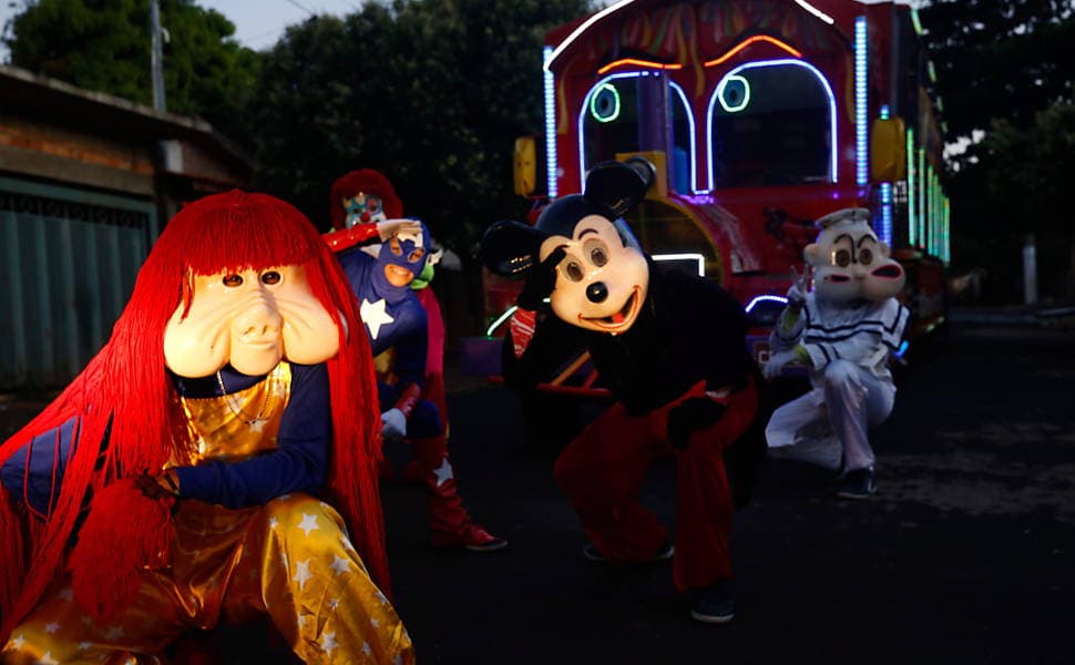 Trenzinho Carreta Furacão meme template - Trenzinho Carreta Furacão